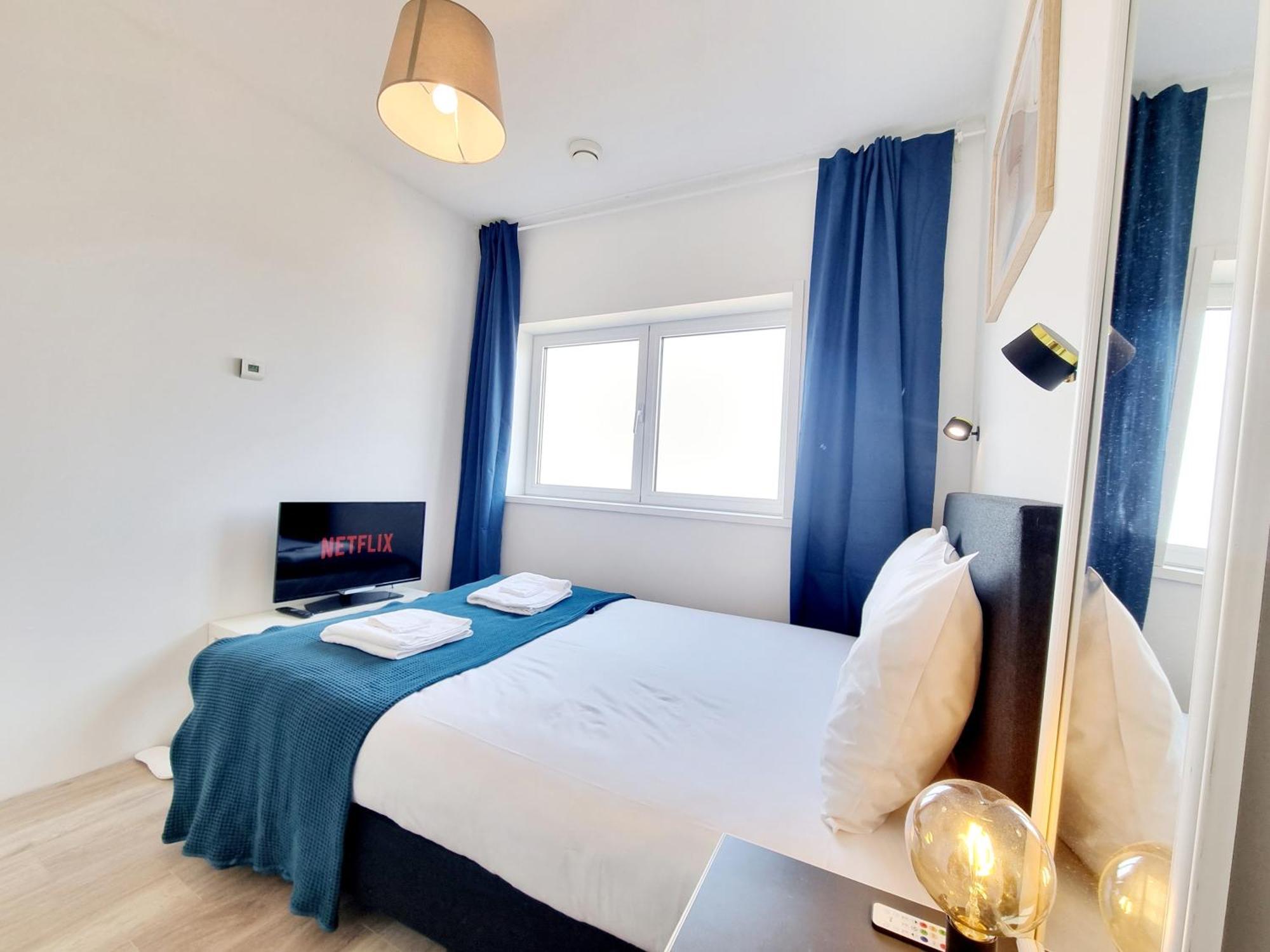 Charming Private With View 3 Privatunterkunft